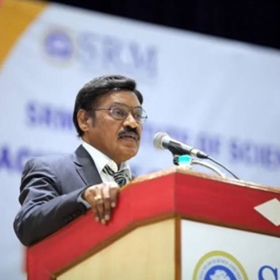 Dr. T. R. Paarivendhar
